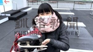 久しぶりのアイススケート靴 / 小学生の時以来の着用。うまく履けるのか。