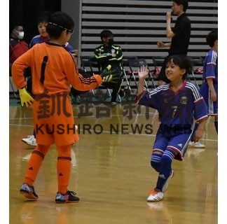 コンサ釧路が全道切符　フットサルＵ─１２道東ブロック大会_1(2022-05-08)