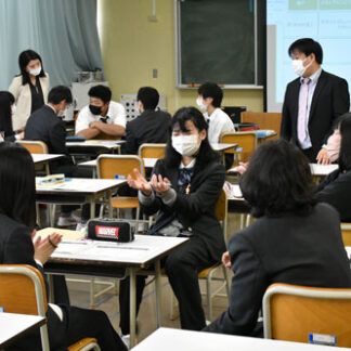 ビジネスプラン作成法学ぶ　日本公庫、白糠高で出張授業(2022-06-04)