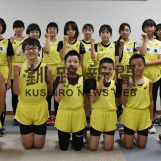 全道陸上健闘誓う　少年団が町役場訪問(2022-07-21)