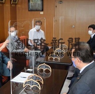 釧路鳥取来年姉妹６０年　竹内参院議員表敬、事業要望(2022-07-17)