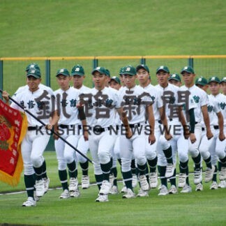 支部代表３校威風堂々、高校野球北大会が開幕_2(2022-07-15)