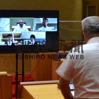 中学生が模擬議会　ウェブで施策など質問(2022-07-29)