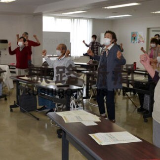 介護予防体操を体験　厚岸町が「元気いきいき教室」(2022-07-09)