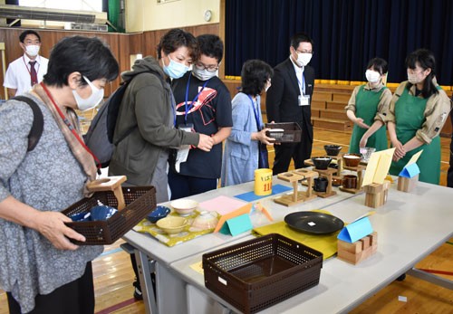 地域住民をおもてなし 生徒ら科目活動PR(2022-07-19)