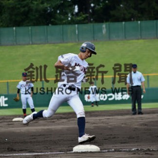 釧明輝 開幕戦飾れず　高校野球北北海道大会_1(2022-07-15)