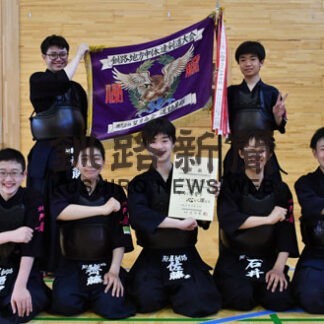 男子附属３連覇　女子釧鳥取６連覇　剣道中体連(2022-07-04)