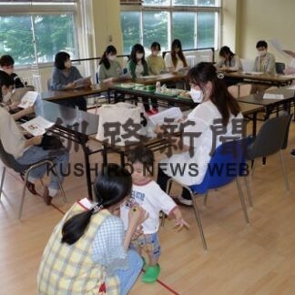 子供の食 基本学ぶ　学生が講義と託児取り組み　釧路短期大学(2022-07-22)
