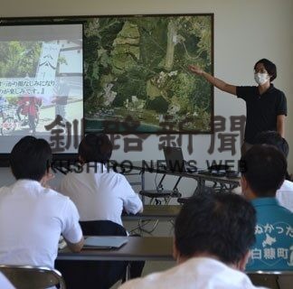 ふるさと納税、地域活性化に　町職員が坂井市に学ぶ　(2022-08-23)