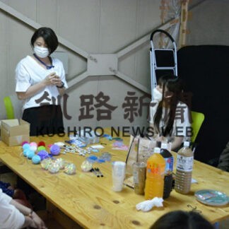 お茶やゲームで交流　「なんらぼ」「くるむ」(2022-08-14)