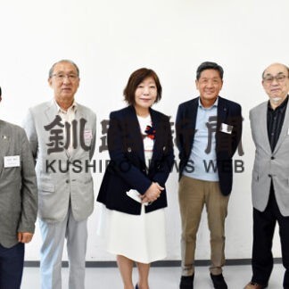 「新しい日大」意見次々　作家・林真理子さんＯＢら情報交換(2022-08-26)