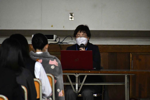 DVの種類や実例を学ぶ 東高校人権教室(2022-10-29)