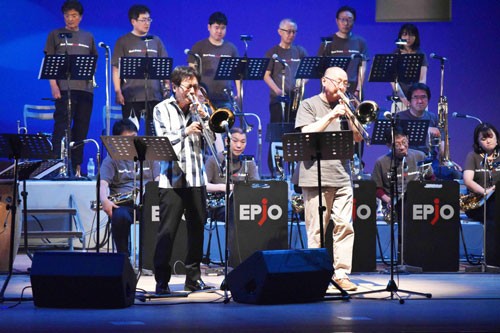 根室ジャズ 熱く盛り上げ EPJO結成40周年記念コンサート(2022-10-14)