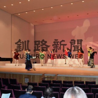 定演で美しいハーモニー　女声合唱サークル(2022-10-26)