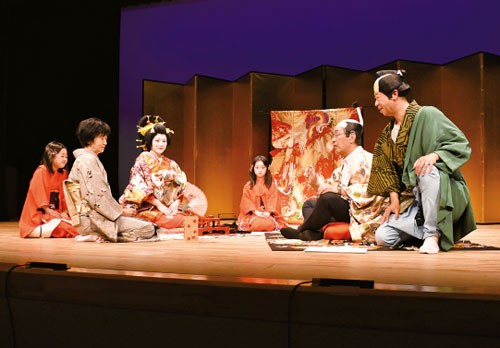 ステージで着付け披露 北日本和装50周年発表会(2022-10-03)