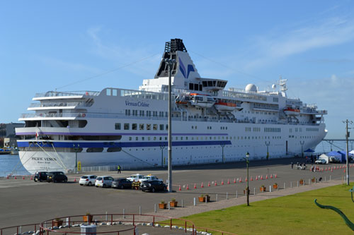 釧路港 ぱしふぃっくびいなす寄港 コロナ禍突入から2隻目(2022-10-15)