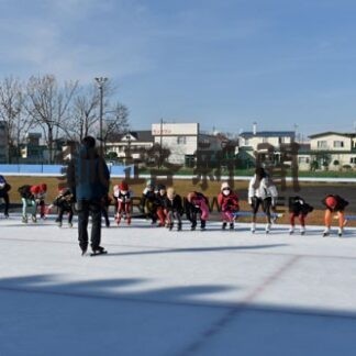 元五輪選手が実技指導　出島氏講師にスケート教室(2022-11-24)