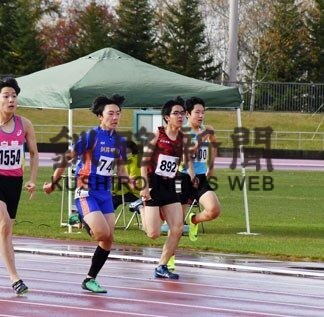 今季最終戦、選手ら疾走　陸上秋季記録会(2022-11-06)