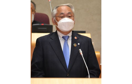 「誰もが誇れる町目指す」小松町長が所信表明(2022-11-22)