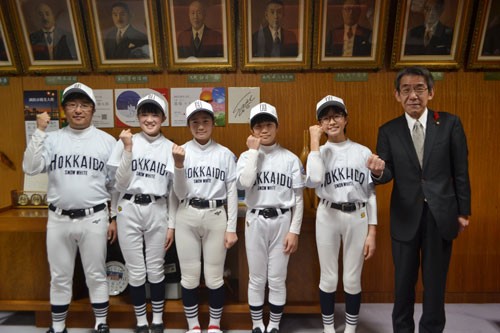 大会2連覇に向け意欲 女子野球(2022-12-20)