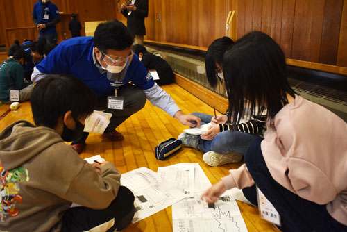 丸山小生 会社経営学ぶ 売り上げ計算や接客体験(2022-12-03)