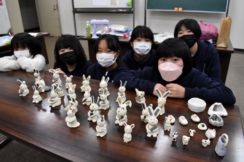 初の陶芸で干支づくり ガールスカウト北海道第9団(2022-12-04)