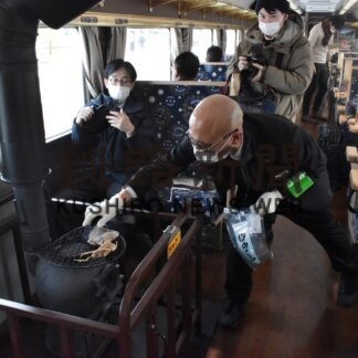 座席や荷物棚、内装刷新　ＳＬ冬の湿原号、２１日運行(2023-01-19)