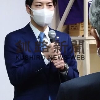 「道民の生活守り抜く」鈴木氏が事務所開き　道知事選(2023-02-02)