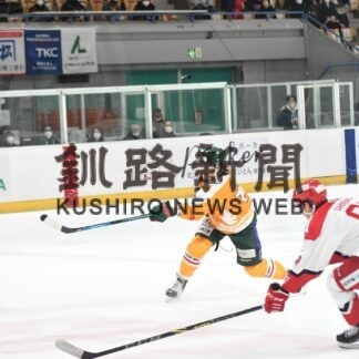 クレインズ延長負け　アジアリーグ　レッドイーグルスに今季８連敗(2023-02-20)