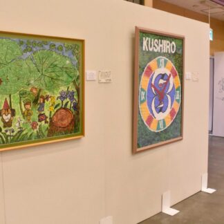 絵画や工作５２点、障がい者芸術作品展(2023-02-05)