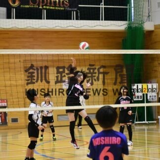 女子はＳａｆｉｌｖａ釧路ジュニアＶ　小学バレー混合の部、釧路Ｊ─Ｓｐｉｒｉｔｓ頂点(2023-02-07)