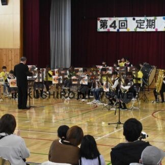 息の合った演奏披露　釧路共栄小金管同好会定演(2023-03-09)