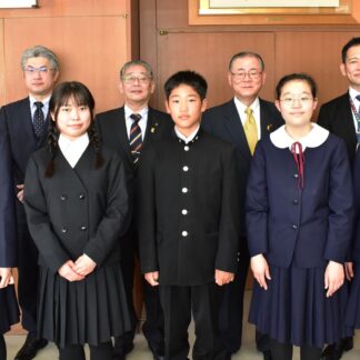 滋賀の中学生 根室表敬　北方領土最優秀作文を披露(2023-03-29)