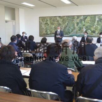 立候補予定者説明会、定数１２に１４陣営出席(2023-03-30)