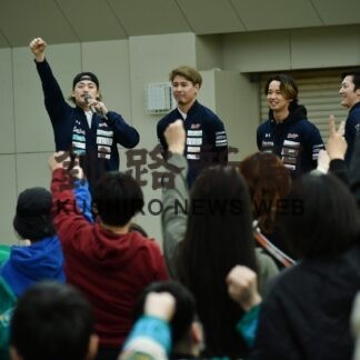 クレインズ感謝ＤＡＹでファンと交流(2023-03-26)