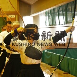 寒稽古締めくくる　弓道・閉会射会(2023-03-06)