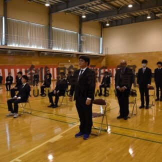 夢に向かって第一歩　釧路技専、１８人が入学式(2023-04-20)