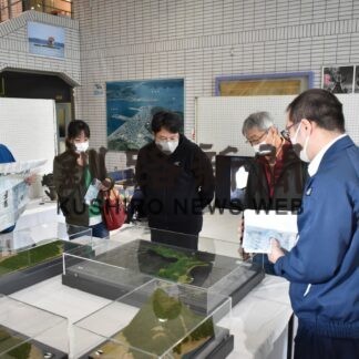 厚岸のチャシ段上特徴　町海事記念館で小田島学芸員が解説(2023-04-16)