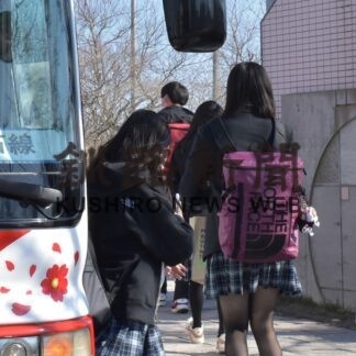 地域の通院、通学の足に　路線バス「落石線」実証試験(2023-04-11)