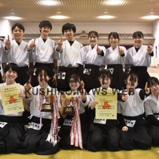 釧湖陵アベック優勝　高体連弓道(2023-05-30)