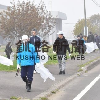 マラソンコース清掃　実行委メンバーら(2023-05-23)