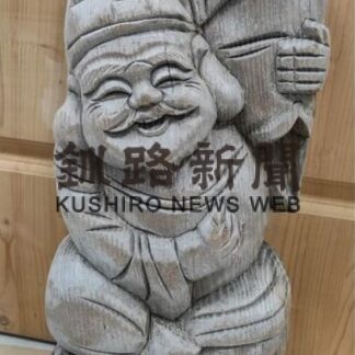 落石、択捉島にえびす像　日ロ関係案じ出現？_1(2023-05-10)