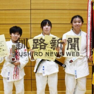標茶（男子）、弟子屈（女子）初優勝　中体連釧路地区柔道【釧路市】_1(2023-06-19)