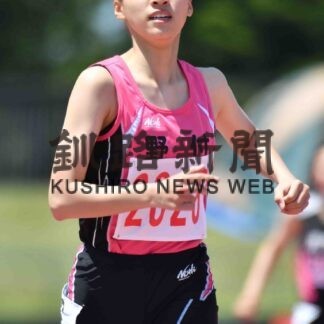 中体連陸上　庶路学園・朝井釧路地区男子８００㍍制す【釧路市】_1(2023-06-27)