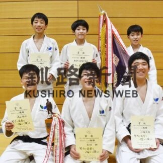 標茶（男子）、弟子屈（女子）初優勝　中体連釧路地区柔道【釧路市】(2023-06-19)