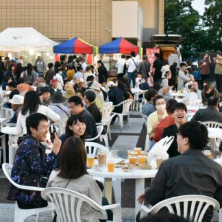 ４年ぶりの復活、納涼まつり盛況　グルメや酒楽しむ【鶴居】(2023-07-31)