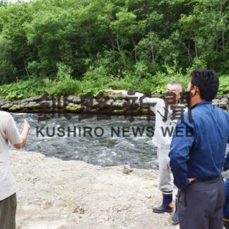 一気に下れる川復活へ　釧路開建とカヌーガイド団体意見交換【弟子屈】(2023-07-13)