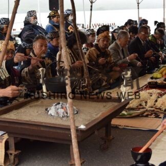 ヒメマスの恵み　神々へ感謝　阿寒アイヌ協会が祭り【釧路市】(2023-07-02)