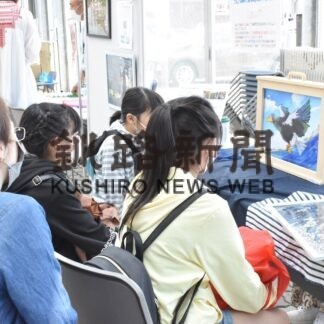 環境保護活動「アースデイ」でパネル展や紙芝居披露【釧路市】(2023-07-04)