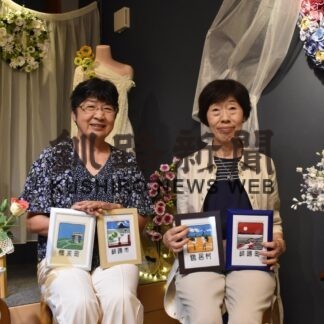 おたのしけギャラリーでビーズ織り＆クレイフラワー展【釧路市】(2023-08-16)